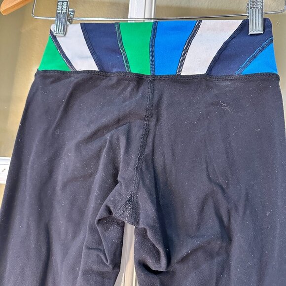 LULULEMON Cropped Leggings Tights Black with Color Blocking - 2 - Picture 7 of 10